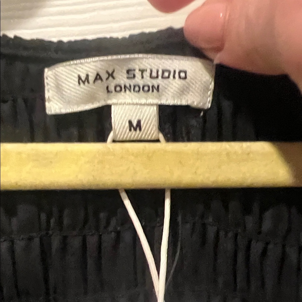NWT-Max Studio Black Sleeveless velvet Maxi Dress - Picture 2 of 10
